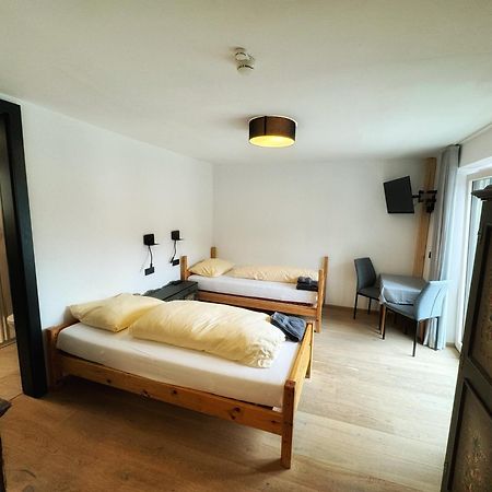 Skill Mountain Lodge - Ski Und Bike Hostel Im Sommer Mit Joker Card 萨尔巴赫 外观 照片
