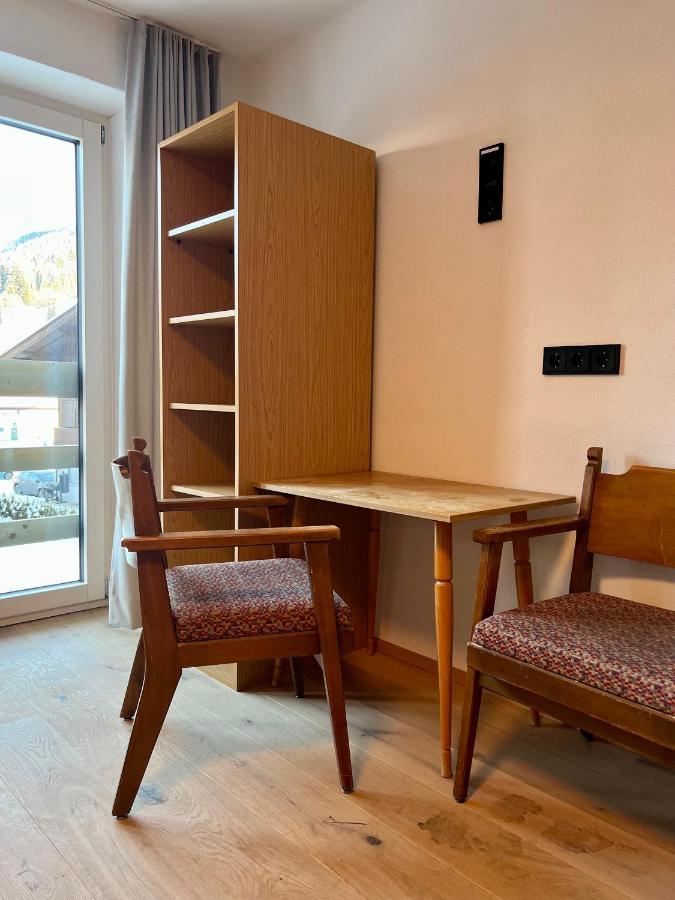 Skill Mountain Lodge - Ski Und Bike Hostel Im Sommer Mit Joker Card 萨尔巴赫 外观 照片