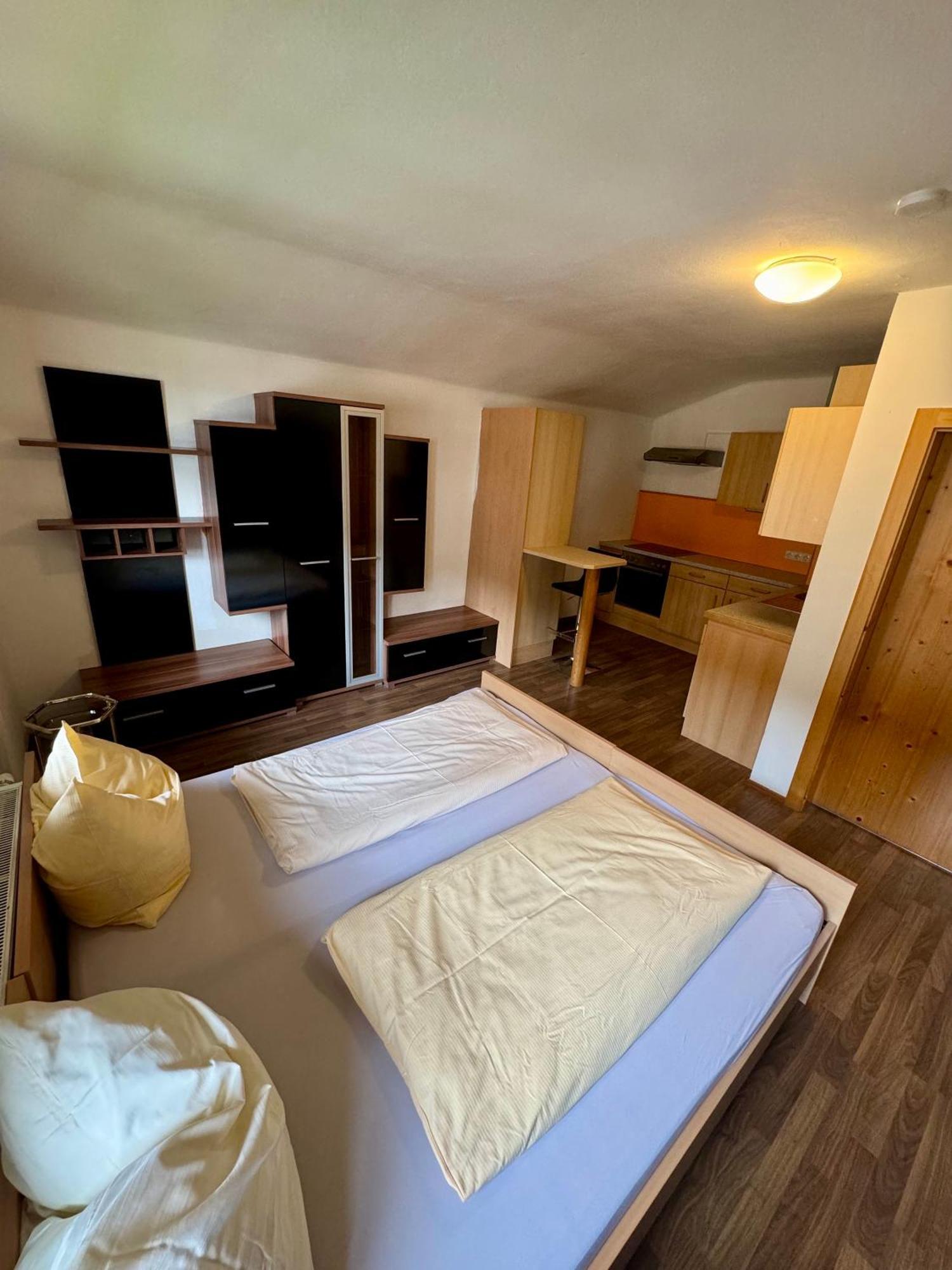 Skill Mountain Lodge - Ski Und Bike Hostel Im Sommer Mit Joker Card 萨尔巴赫 外观 照片