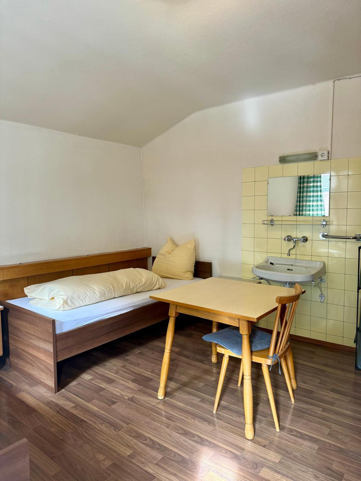Skill Mountain Lodge - Ski Und Bike Hostel Im Sommer Mit Joker Card 萨尔巴赫 外观 照片