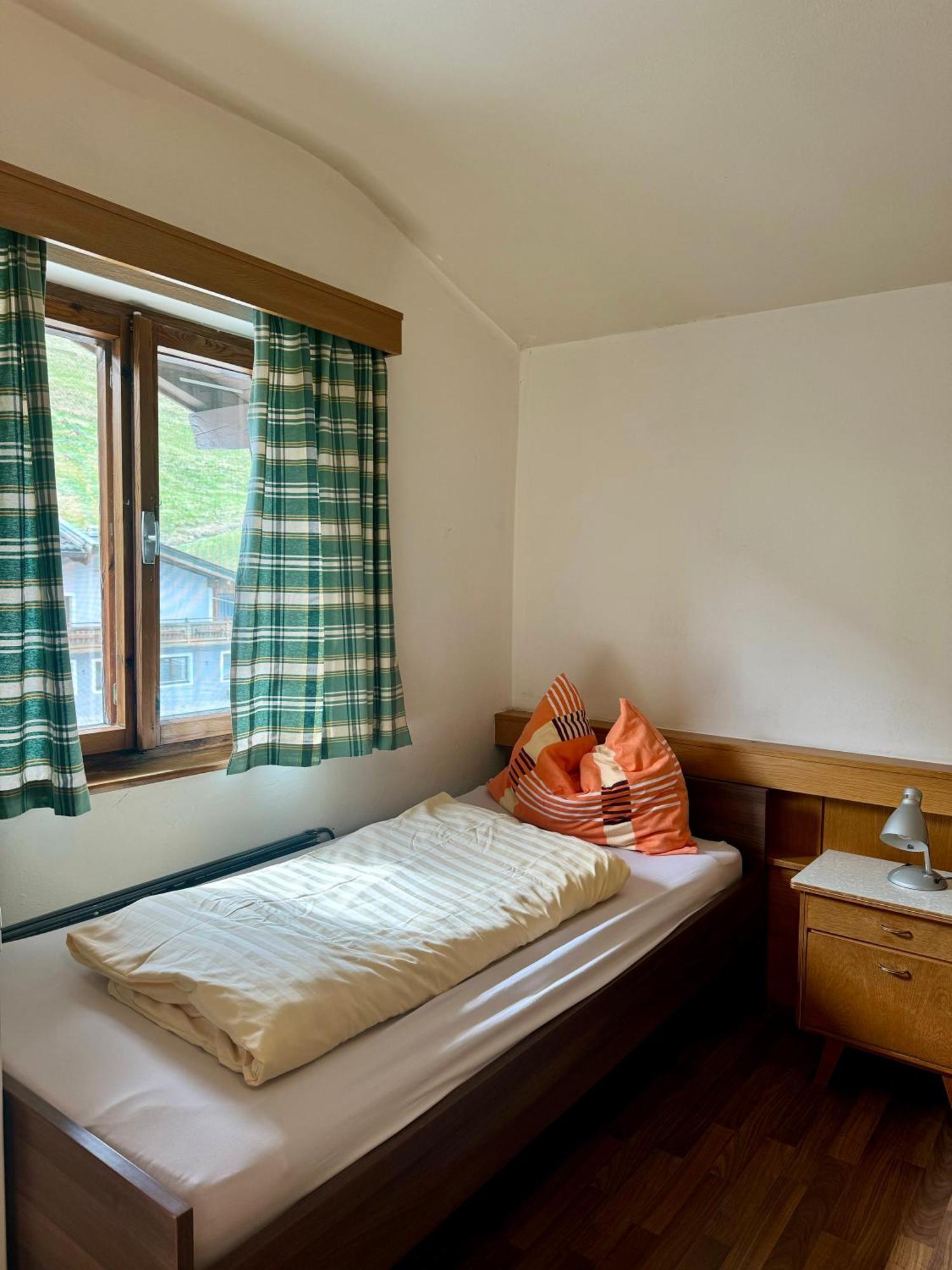 Skill Mountain Lodge - Ski Und Bike Hostel Im Sommer Mit Joker Card 萨尔巴赫 客房 照片
