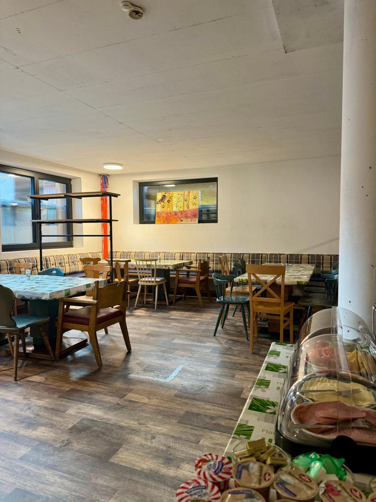 Skill Mountain Lodge - Ski Und Bike Hostel Im Sommer Mit Joker Card 萨尔巴赫 外观 照片