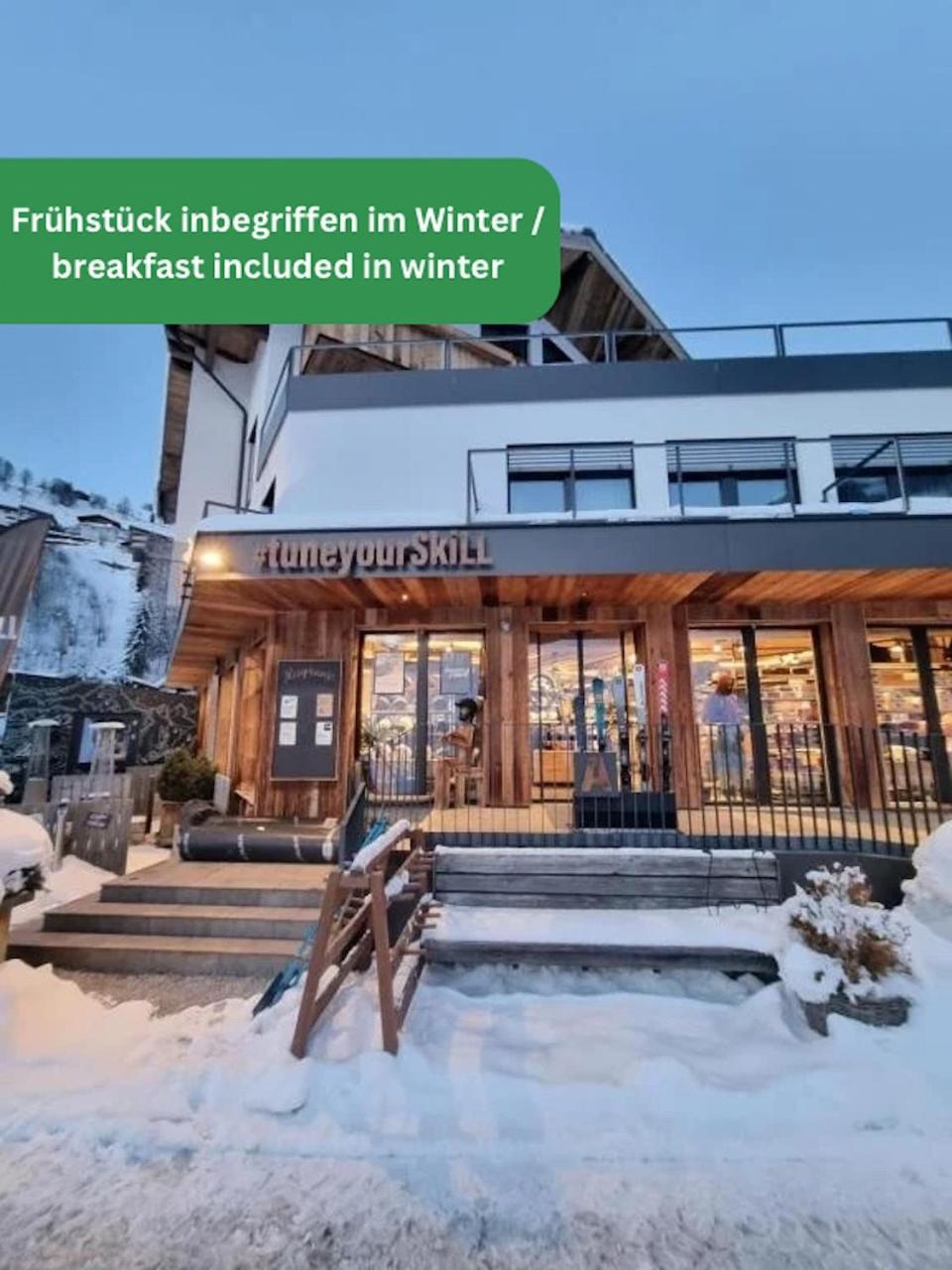 Skill Mountain Lodge - Ski Und Bike Hostel Im Sommer Mit Joker Card 萨尔巴赫 外观 照片