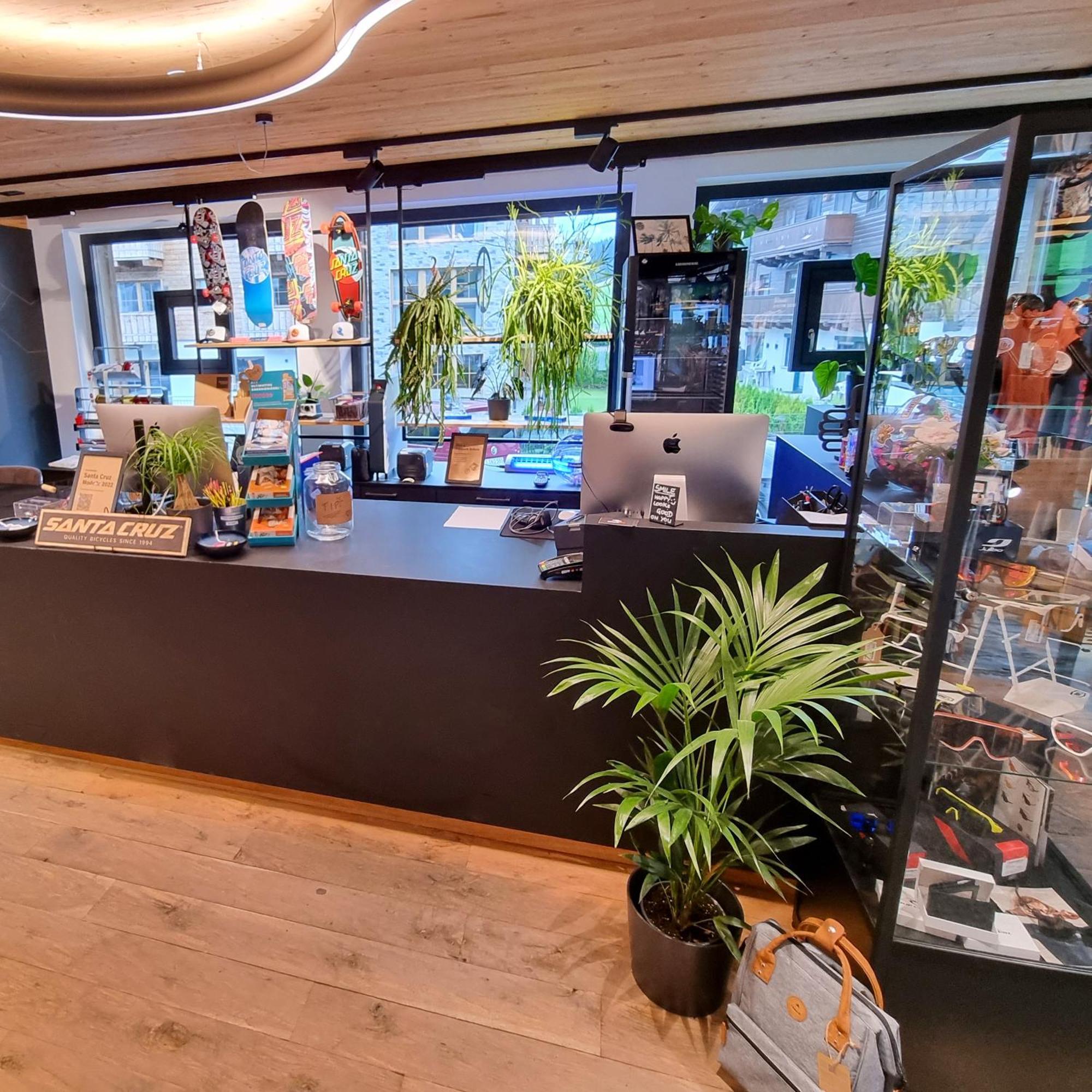 Skill Mountain Lodge - Ski Und Bike Hostel Im Sommer Mit Joker Card 萨尔巴赫 外观 照片